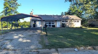 10901 BRISTOL Terrace, Kansas City, MO 64134