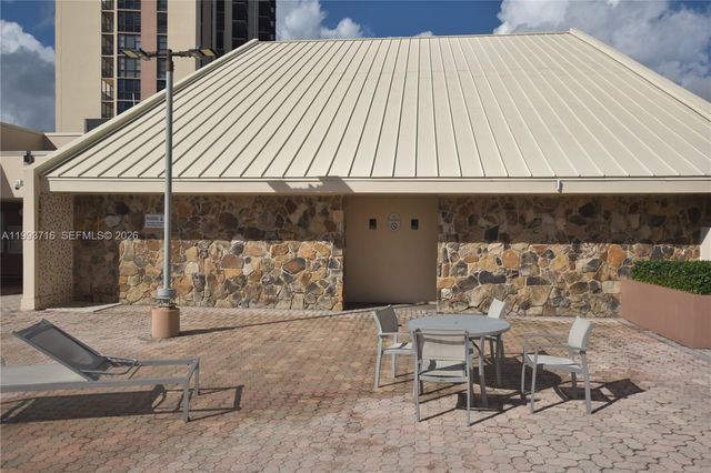 20301 W Country Club Dr 1425, Aventura, FL 33180