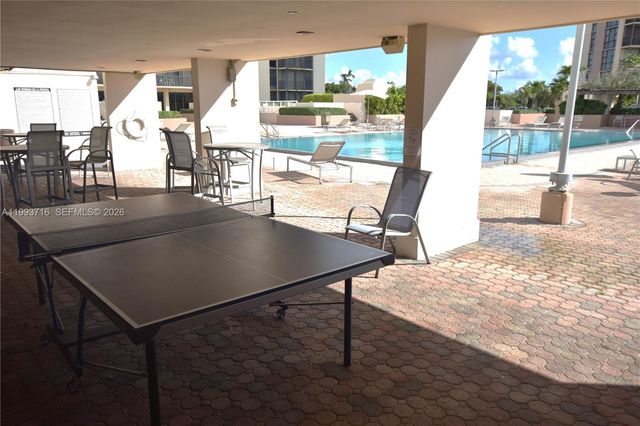 20301 W Country Club Dr 1425, Aventura, FL 33180