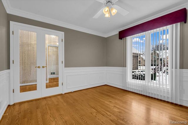 43855 Pinot Noir Drive, Sterling Heights, MI 48314