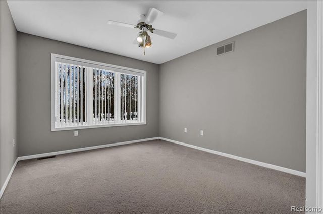 43855 Pinot Noir Drive, Sterling Heights, MI 48314