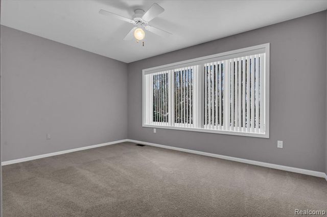 43855 Pinot Noir Drive, Sterling Heights, MI 48314