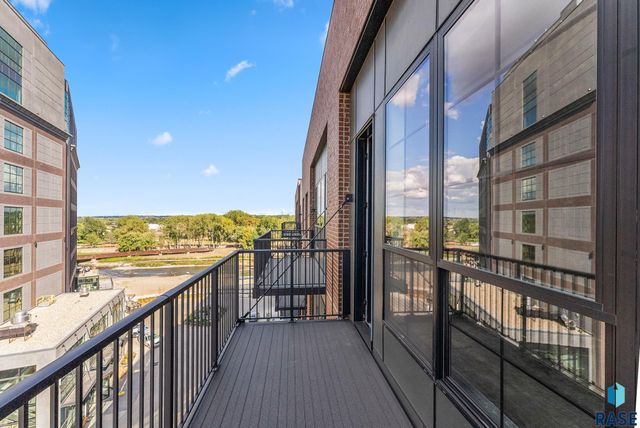 151 E 4th Pl Unit 605, Sioux Falls, SD 57104