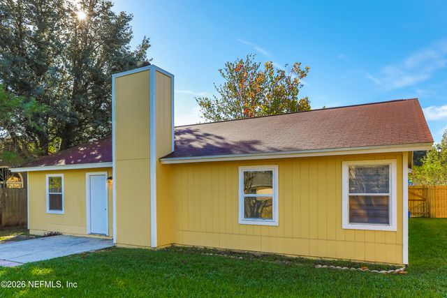 7710 PEPPER Circle W, Jacksonville, FL 32244