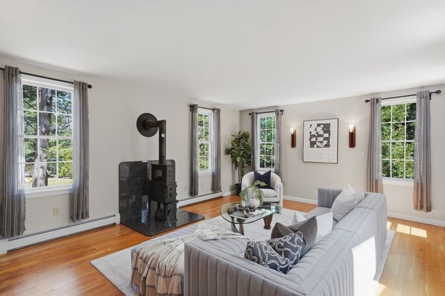 14 Normandy Rd, Lexington, MA 02421
