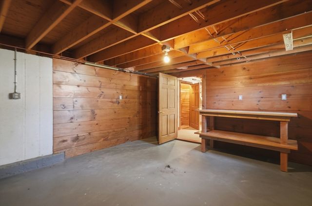 14 Normandy Rd, Lexington, MA 02421