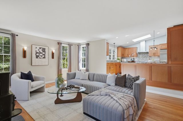 14 Normandy Rd, Lexington, MA 02421