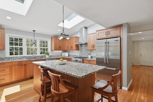 14 Normandy Rd, Lexington, MA 02421