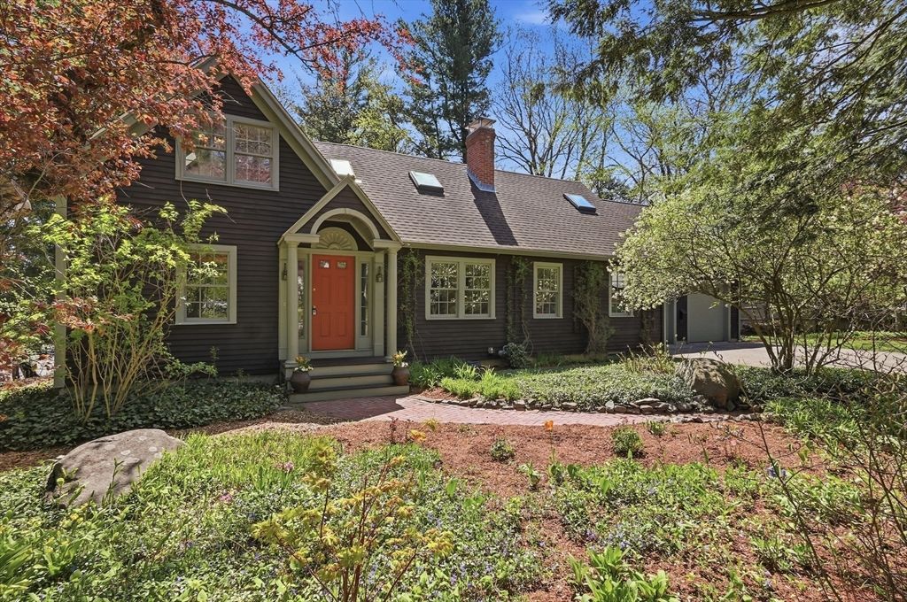 14 Normandy Rd, Lexington, MA 02421