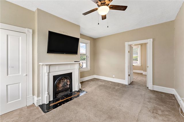 1004 Market St, Bridgewater, PA 15009