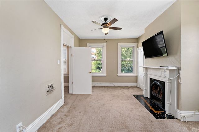 1004 Market St, Bridgewater, PA 15009