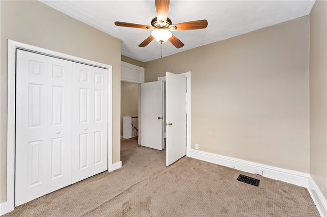 1004 Market St, Bridgewater, PA 15009