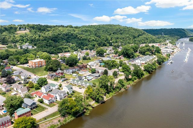 1004 Market St, Bridgewater, PA 15009