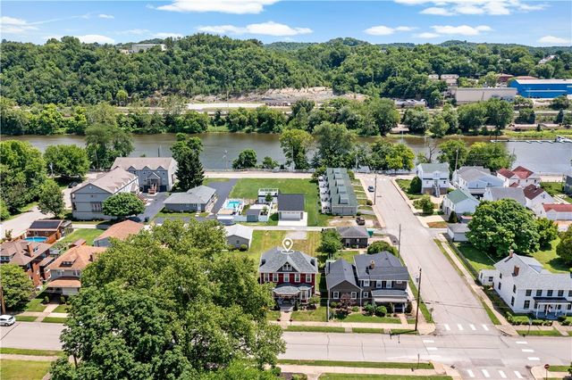 1004 Market St, Bridgewater, PA 15009