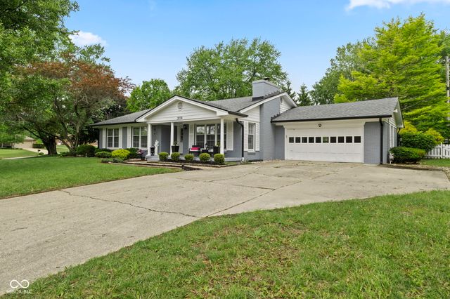 3038 Santiago Drive, Greenwood, IN 46143