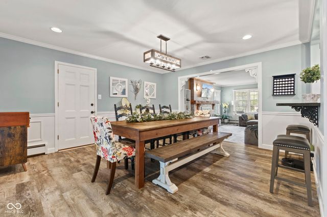 3038 Santiago Drive, Greenwood, IN 46143