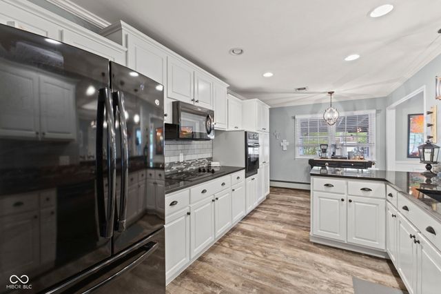 3038 Santiago Drive, Greenwood, IN 46143