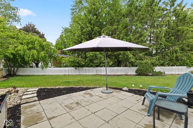 3038 Santiago Drive, Greenwood, IN 46143