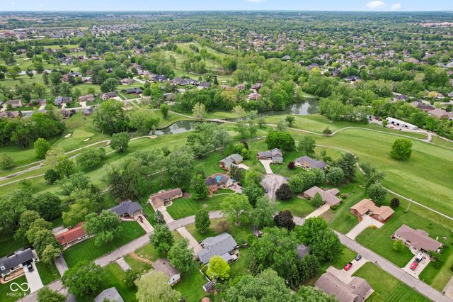 3038 Santiago Drive, Greenwood, IN 46143