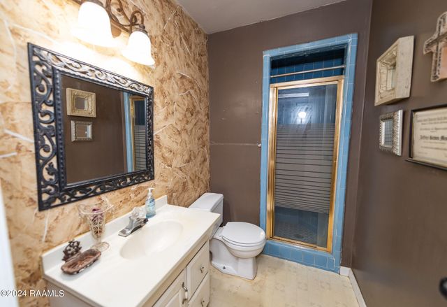 401 S 4th Street, Eunice, LA 70535