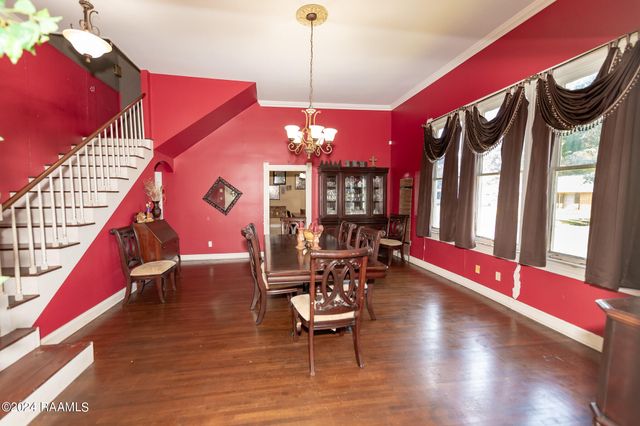 401 S 4th Street, Eunice, LA 70535