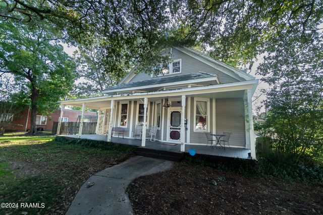 401 S 4th Street, Eunice, LA 70535