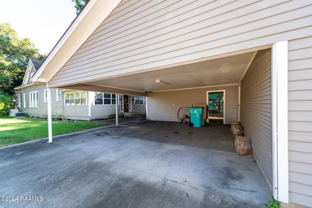 401 S 4th Street, Eunice, LA 70535
