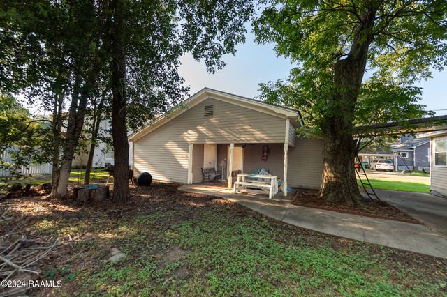 401 S 4th Street, Eunice, LA 70535