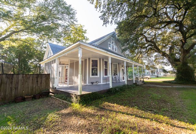 401 S 4th Street, Eunice, LA 70535