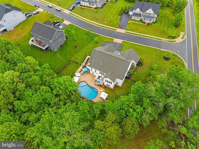 9801 THOROUGHBRED RD, Warrenton, VA 20187