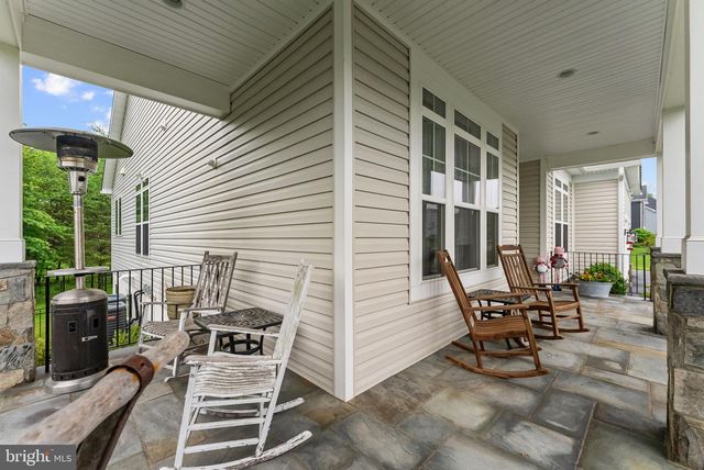 9801 THOROUGHBRED RD, Warrenton, VA 20187