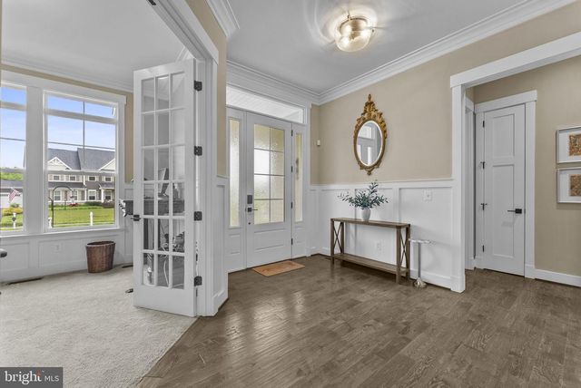 9801 THOROUGHBRED RD, Warrenton, VA 20187