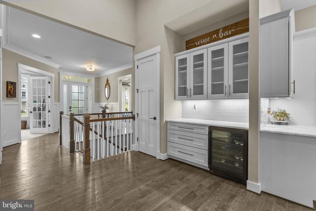 9801 THOROUGHBRED RD, Warrenton, VA 20187