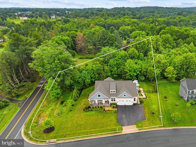 9801 THOROUGHBRED RD, Warrenton, VA 20187