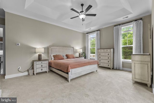 9801 THOROUGHBRED RD, Warrenton, VA 20187