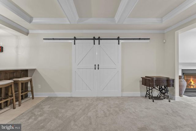 9801 THOROUGHBRED RD, Warrenton, VA 20187