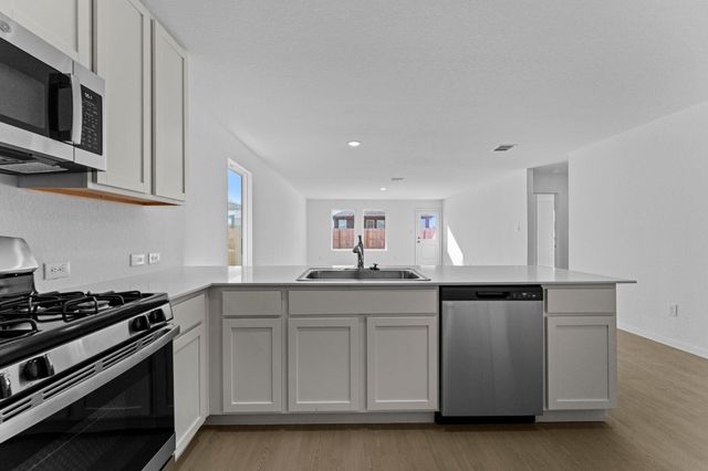 101 Ellendale PL, Fredericksburg, TX 78624