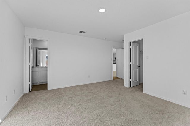 101 Ellendale PL, Fredericksburg, TX 78624