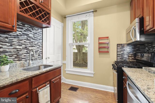 1209 LINDEN AVE, Halethorpe, MD 21227