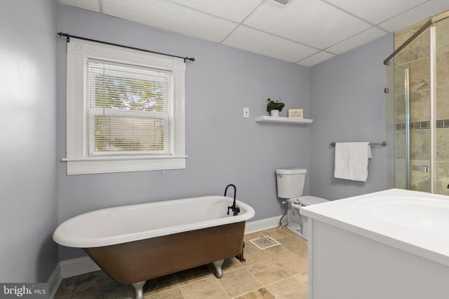 1209 LINDEN AVE, Halethorpe, MD 21227