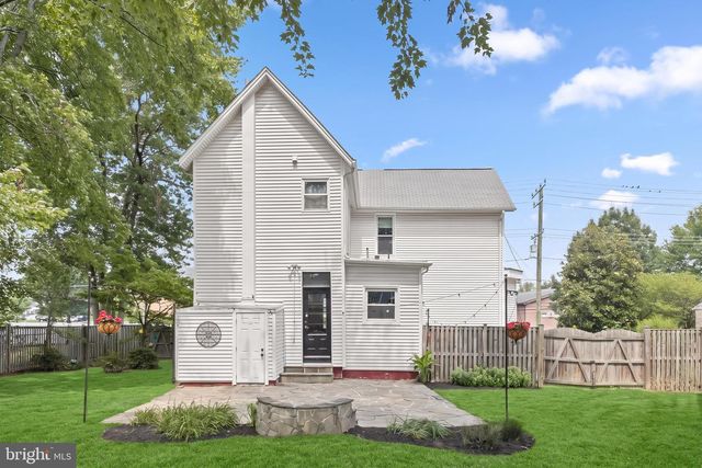 1209 LINDEN AVE, Halethorpe, MD 21227