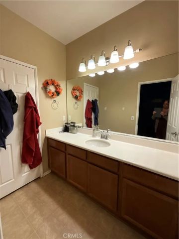 1234 Willington Drive, Palmdale, CA 93551