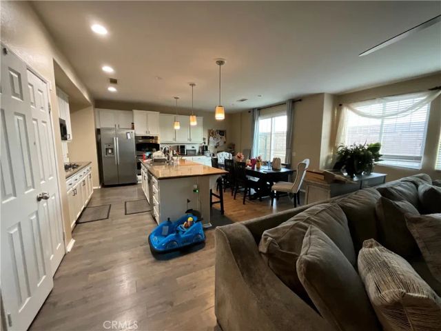 1234 Willington Drive, Palmdale, CA 93551
