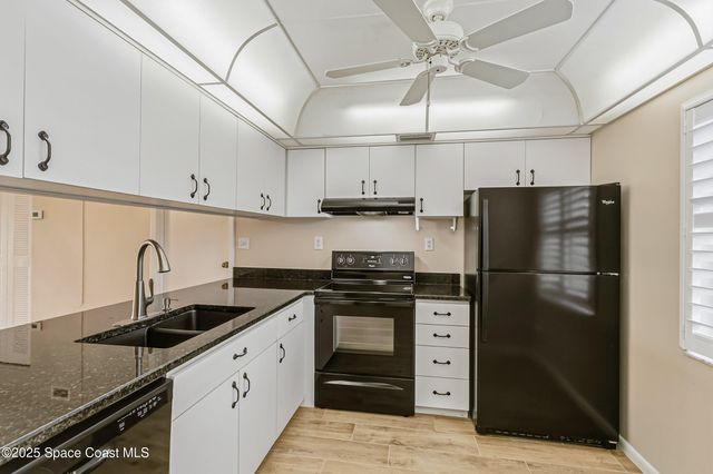 2727 N Wickham Road 104-11, Melbourne, FL 32935