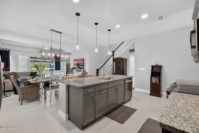 6256 Woodhaven Village Drive, Port Orange, FL 32128