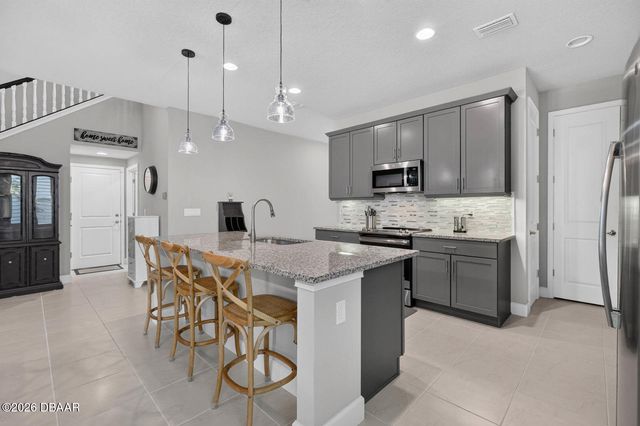 6256 Woodhaven Village Drive, Port Orange, FL 32128