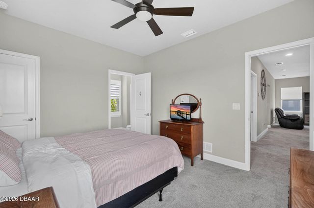 6256 Woodhaven Village Drive, Port Orange, FL 32128