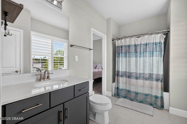6256 Woodhaven Village Drive, Port Orange, FL 32128