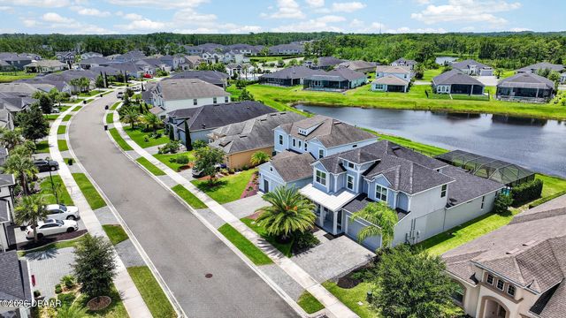 6256 Woodhaven Village Drive, Port Orange, FL 32128