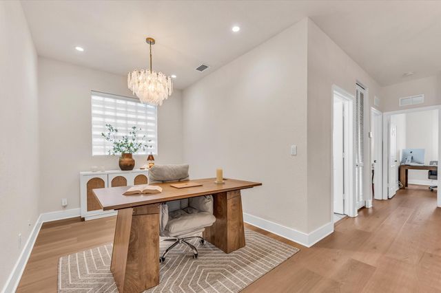 1070 Grove Park Circle, Boynton Beach, FL 33436